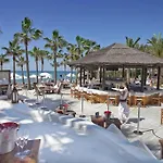 Hotel Elviria Hills *