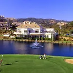 Hotel Elviria Hills