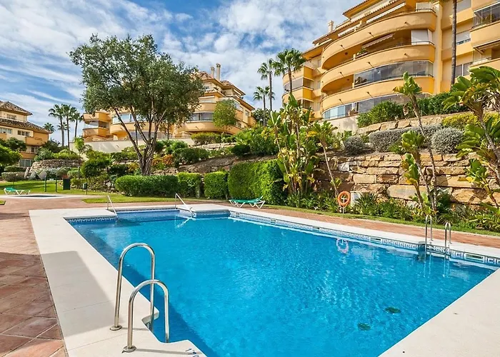 Elviria Hills Szálloda *